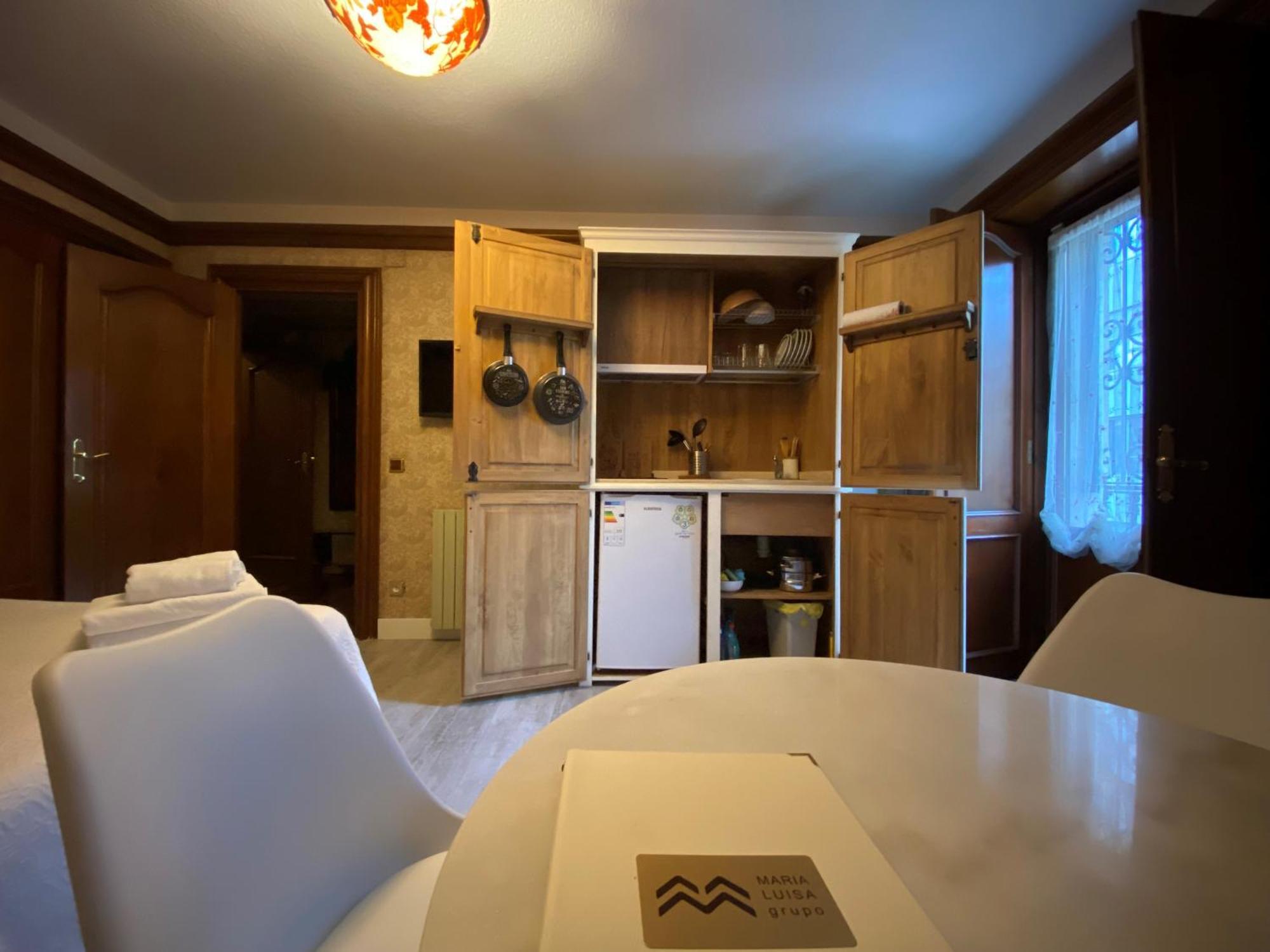 Apartamentos Maria Luisa Burgo Eksteriør bilde